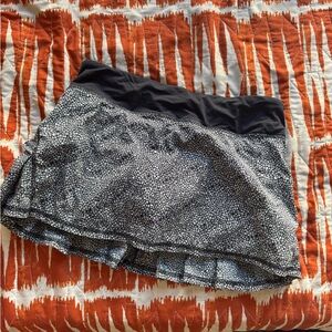 lululemon athletica Black and White Skirt